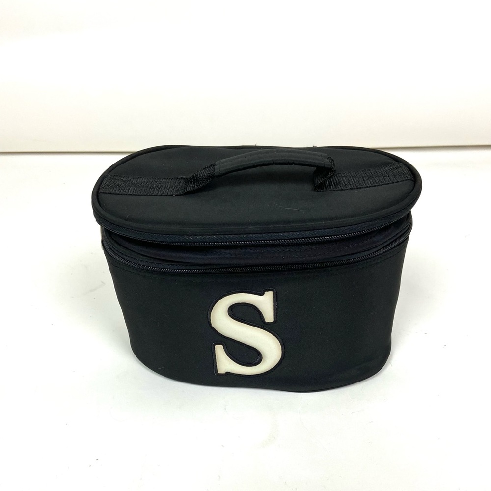 Cute Monogramed Makeup Bag